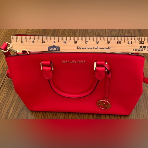Michael Kors Vibrant Red Bag - Picture 2 of 15